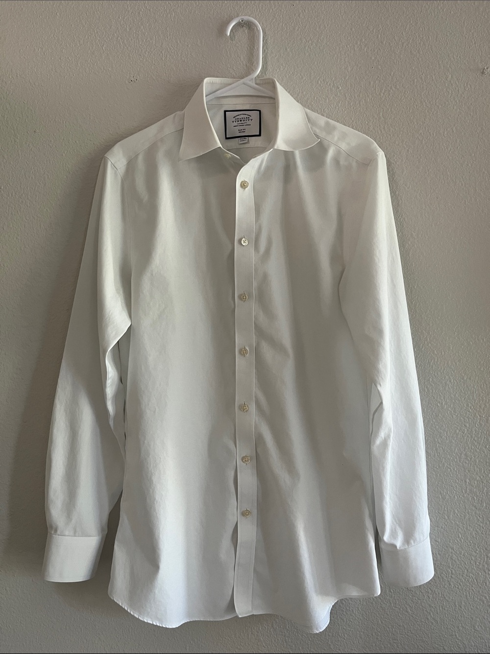 Charles Tyrwhitt White Men's Dress Shirt - Classic Spread Collar